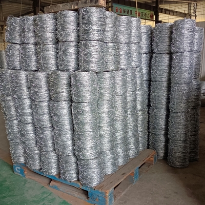 Disesuaikan 25KG Hot Dipped Galvanized Barbed Wire Fencing Bwg16 - 1/2 4 Titik