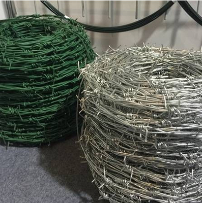 Pagar Kawat Silet Berduri Galvanis 15mm-30mm 5-50kg Gulung