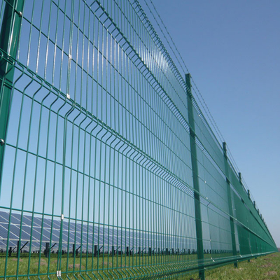 1.8m Tinggi 3d Wire Mesh Fence Powder Dilapisi Warna Hijau Untuk Olahraga